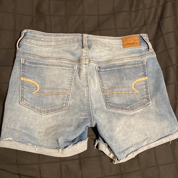 American Eagle Shorts - Picture 4 of 4